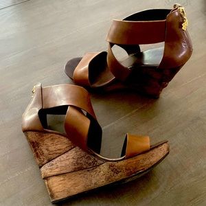 Diane Von Furstenberg Brown leather wedge Sandals